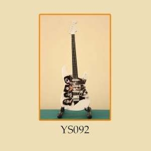 Miniature Guitar Rock star Kiss